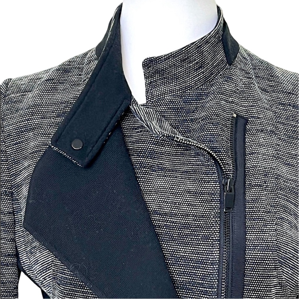 SOLEZIA Women’s Stretch Blazer Black Stretch Moto Inspired Long Fitted Zip Front - Picture 4 of 13